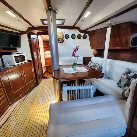 Sailboat Home برشلونة المظهر الخارجي الصورة