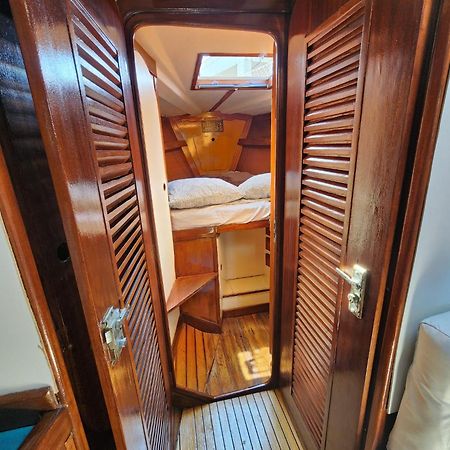 Sailboat Home برشلونة المظهر الخارجي الصورة