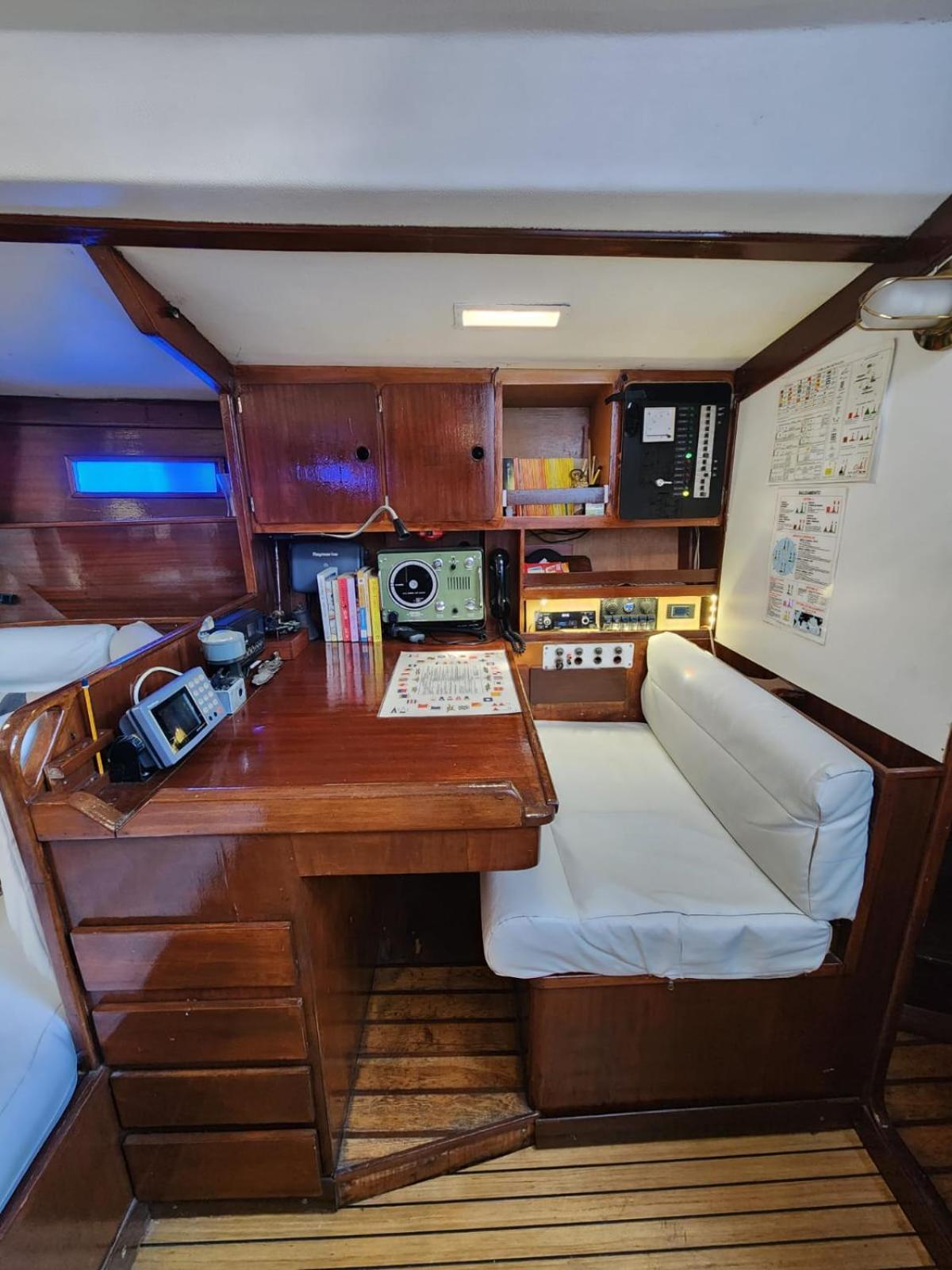 Sailboat Home برشلونة المظهر الخارجي الصورة