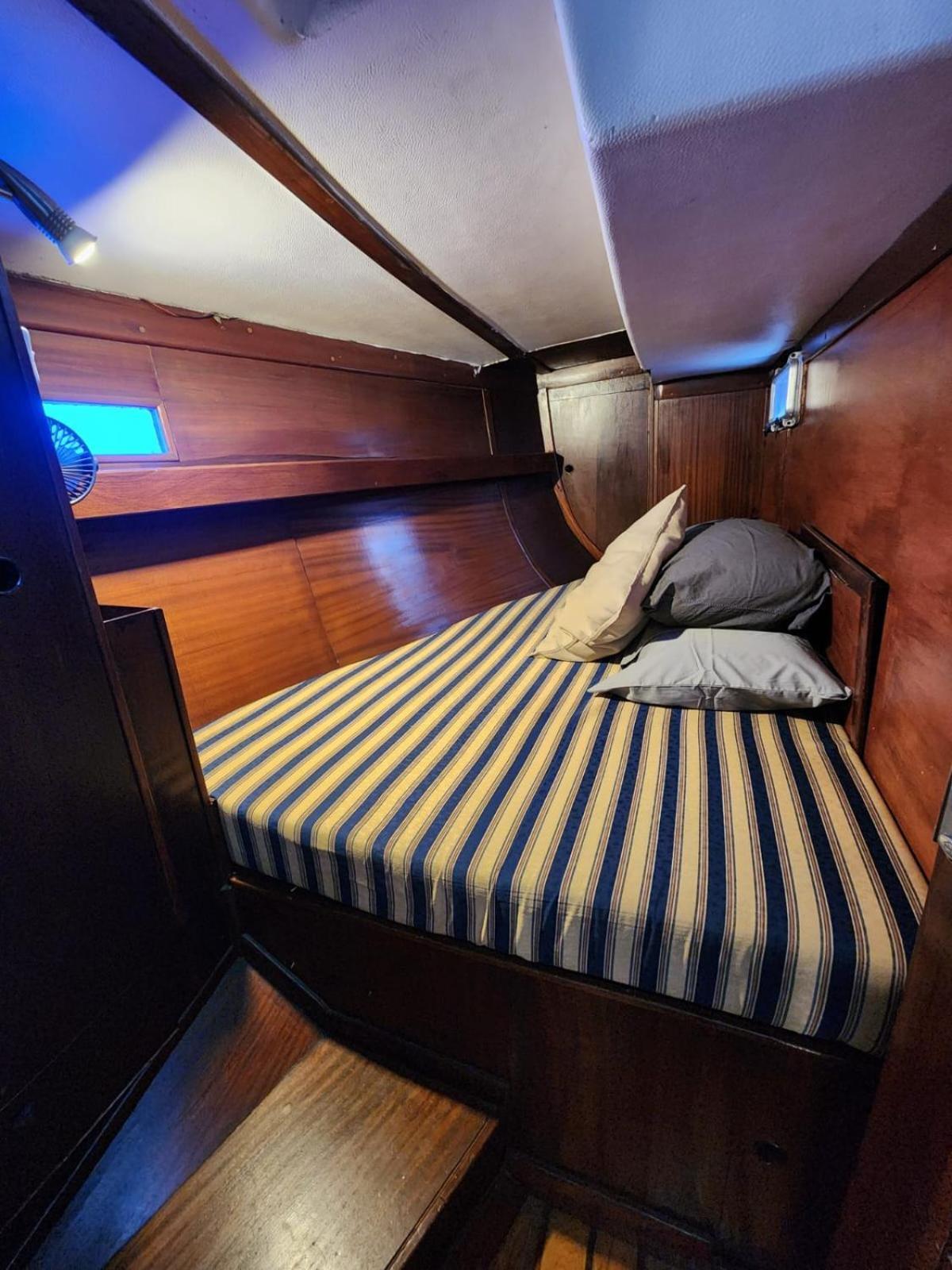 Sailboat Home برشلونة المظهر الخارجي الصورة