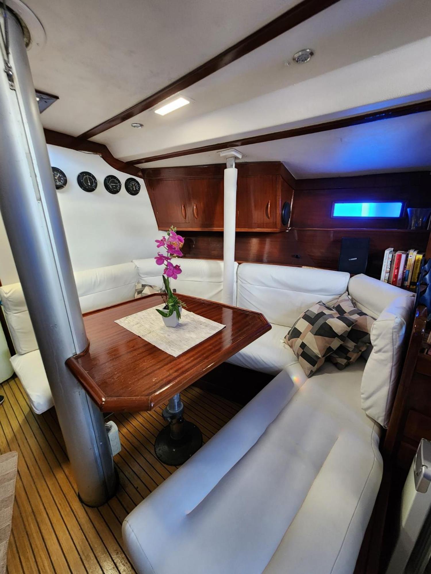 Sailboat Home برشلونة المظهر الخارجي الصورة